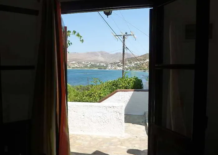 Akrogiali & Drymonas