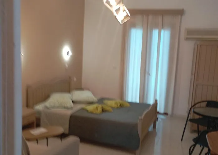 Апартаменты Akrogiali & Drymonas