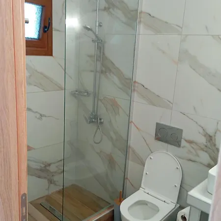 Akrogiali & Apartmán Drymonas