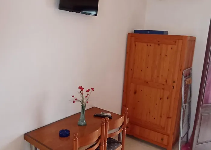 Akrogiali & * Drymonas