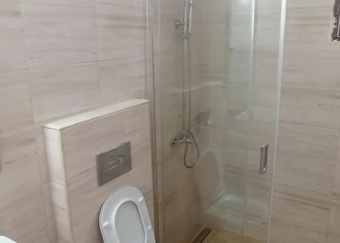 アパート Akrogiali & *