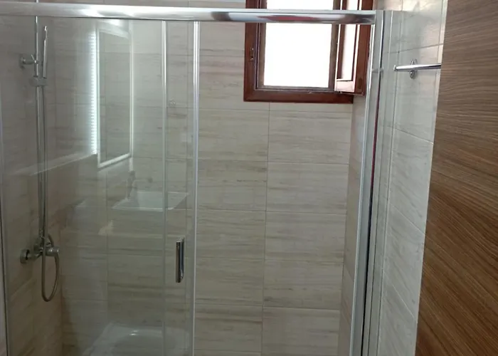 Akrogiali & Drymonas