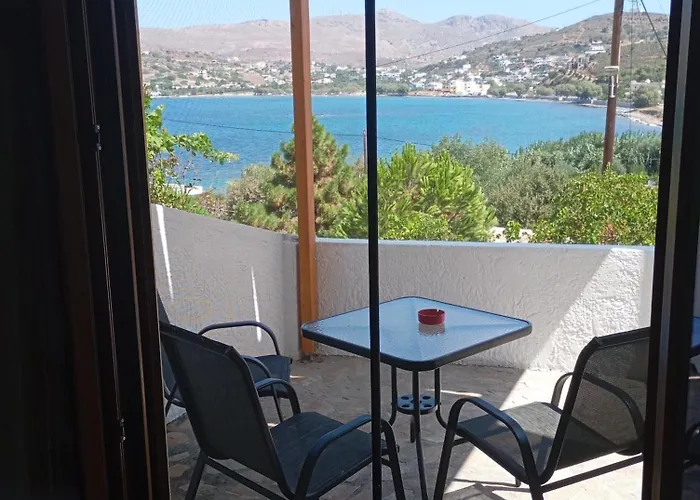 Akrogiali & Drymonas